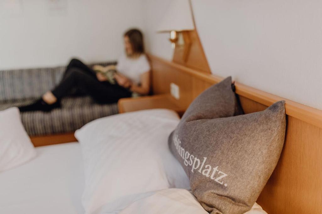 Dorfcafe Unken Hotelpension Swirtshaus Im Dorf المظهر الخارجي الصورة