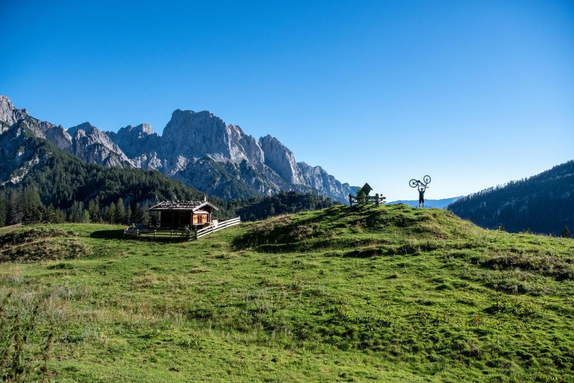 Dorfcafe Unken Hotelpension Swirtshaus Im Dorf المظهر الخارجي الصورة